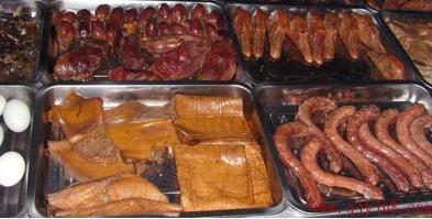 掌握地道鹵味，掘金長沙小吃市場——湖南食為天小吃培訓學校專業(yè)鹵菜技術傳授